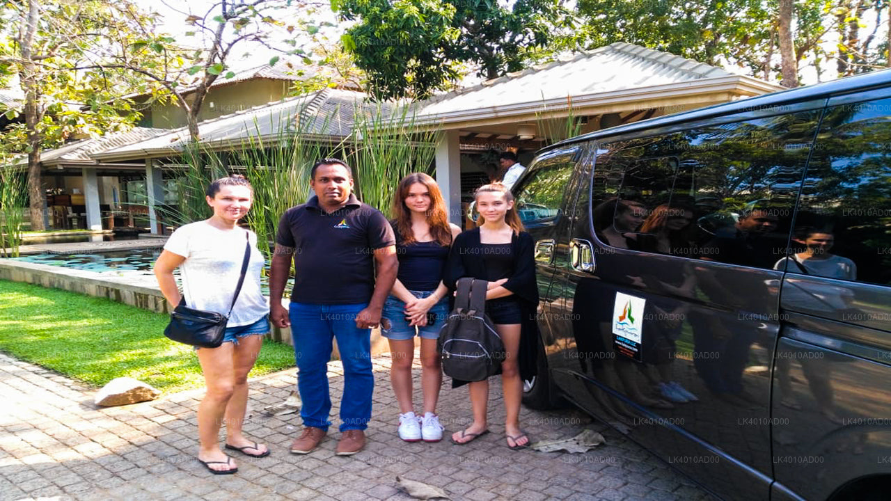 Kottegoda City to Colombo Airport (CMB) Private Transfer