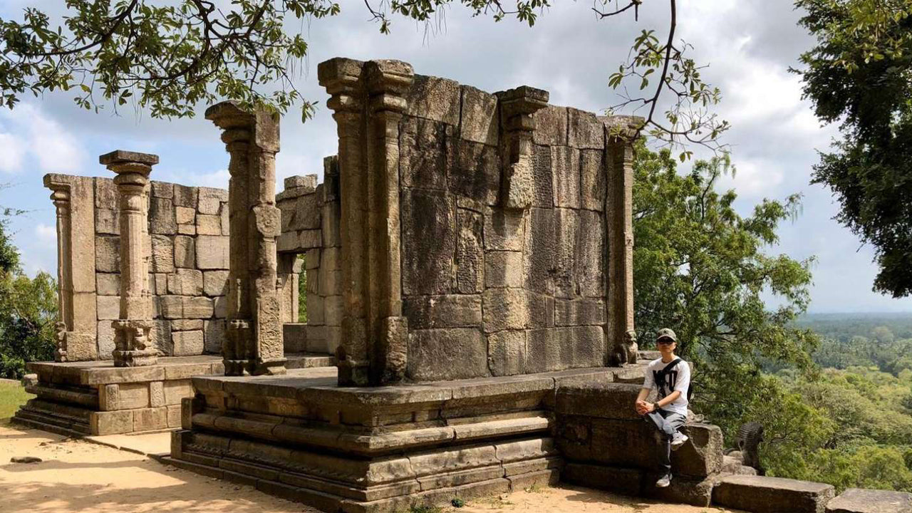 2 Ancient Kingdoms from Kandy