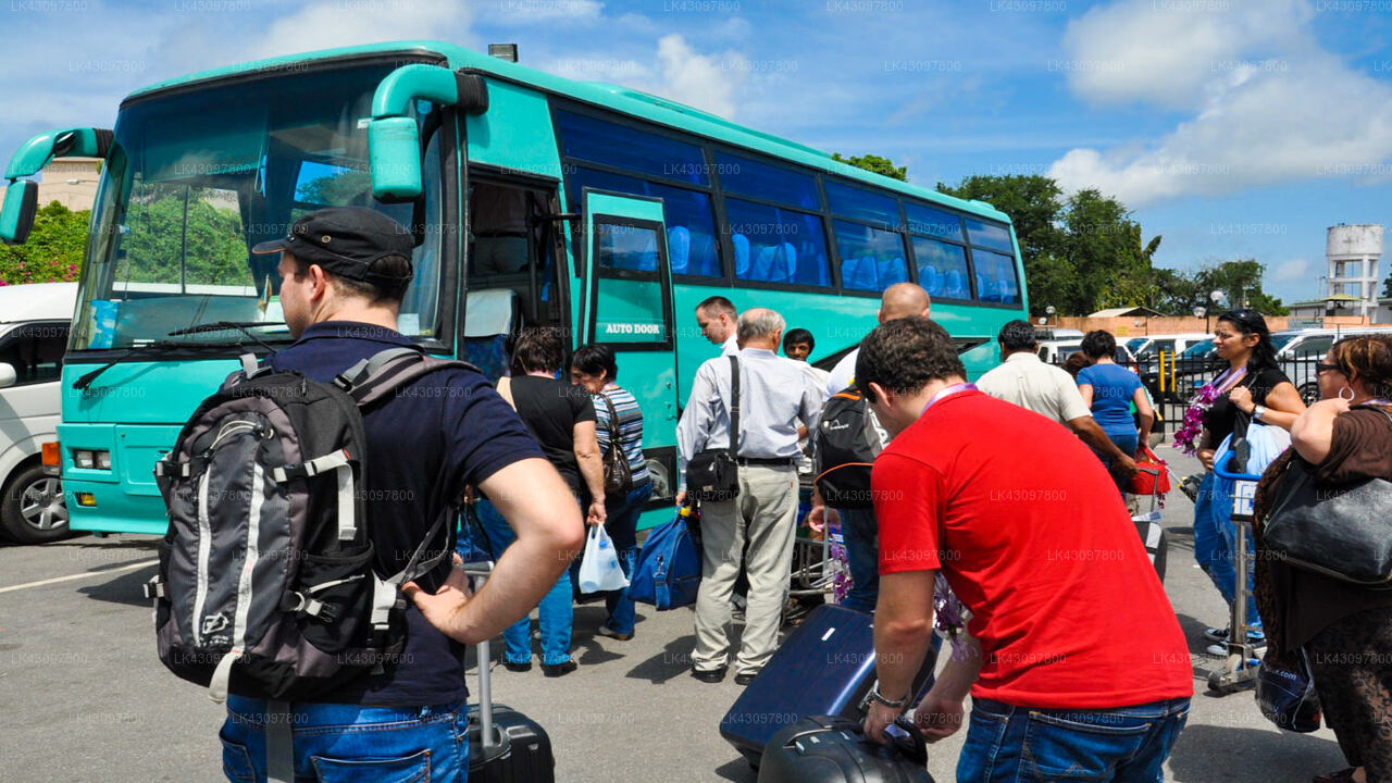 Transfer between Colombo Airport (CMB) and Tisawewa Holiday Bungalow, Anuradhapura