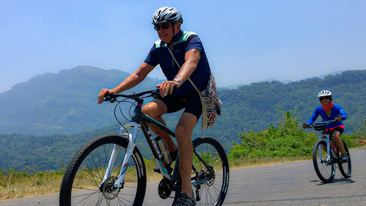 Nuwara Eliya Highlands Cycling Tour from Kandy